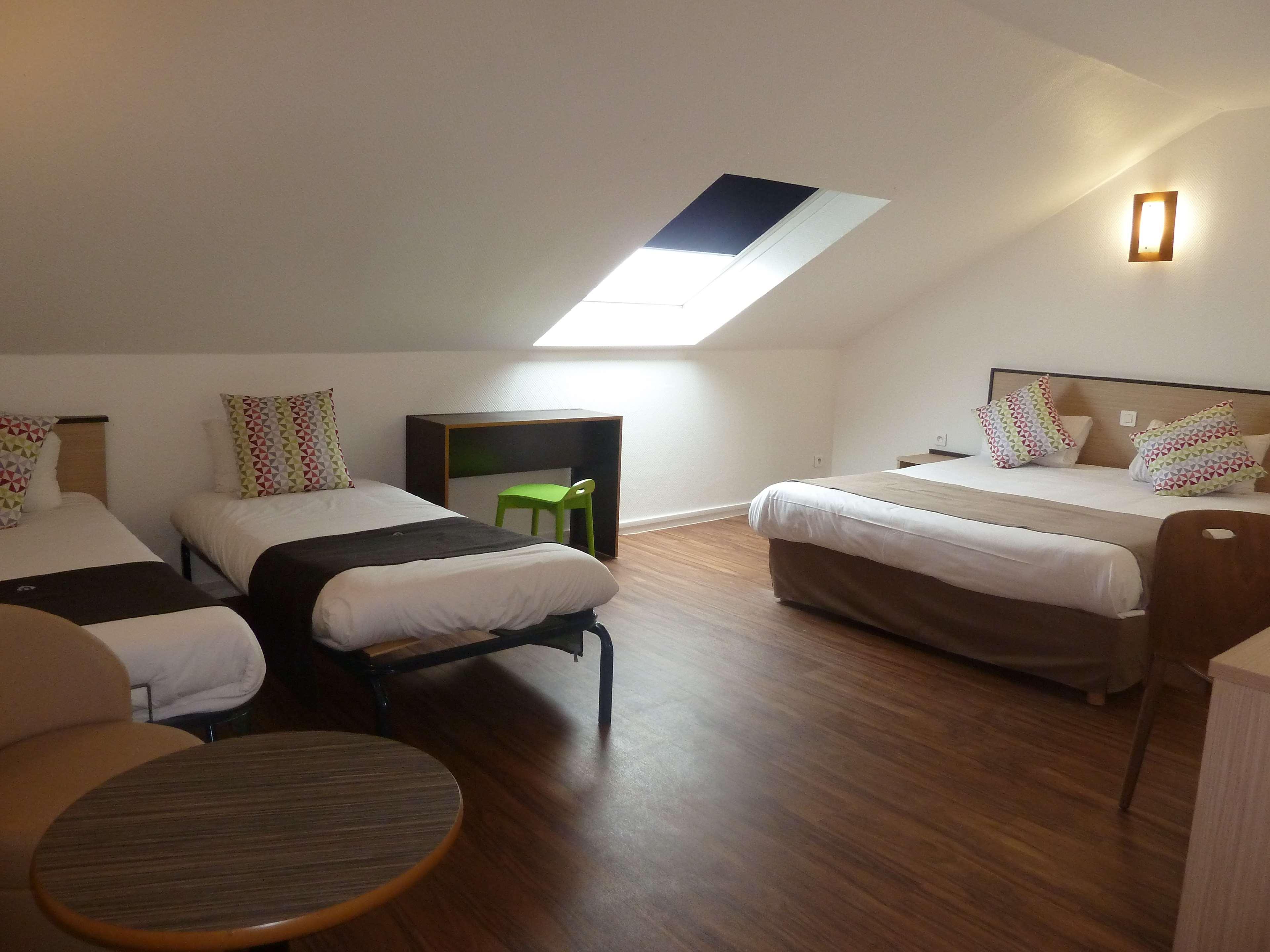 Campanile Le Mans Est Hotel Екстериор снимка