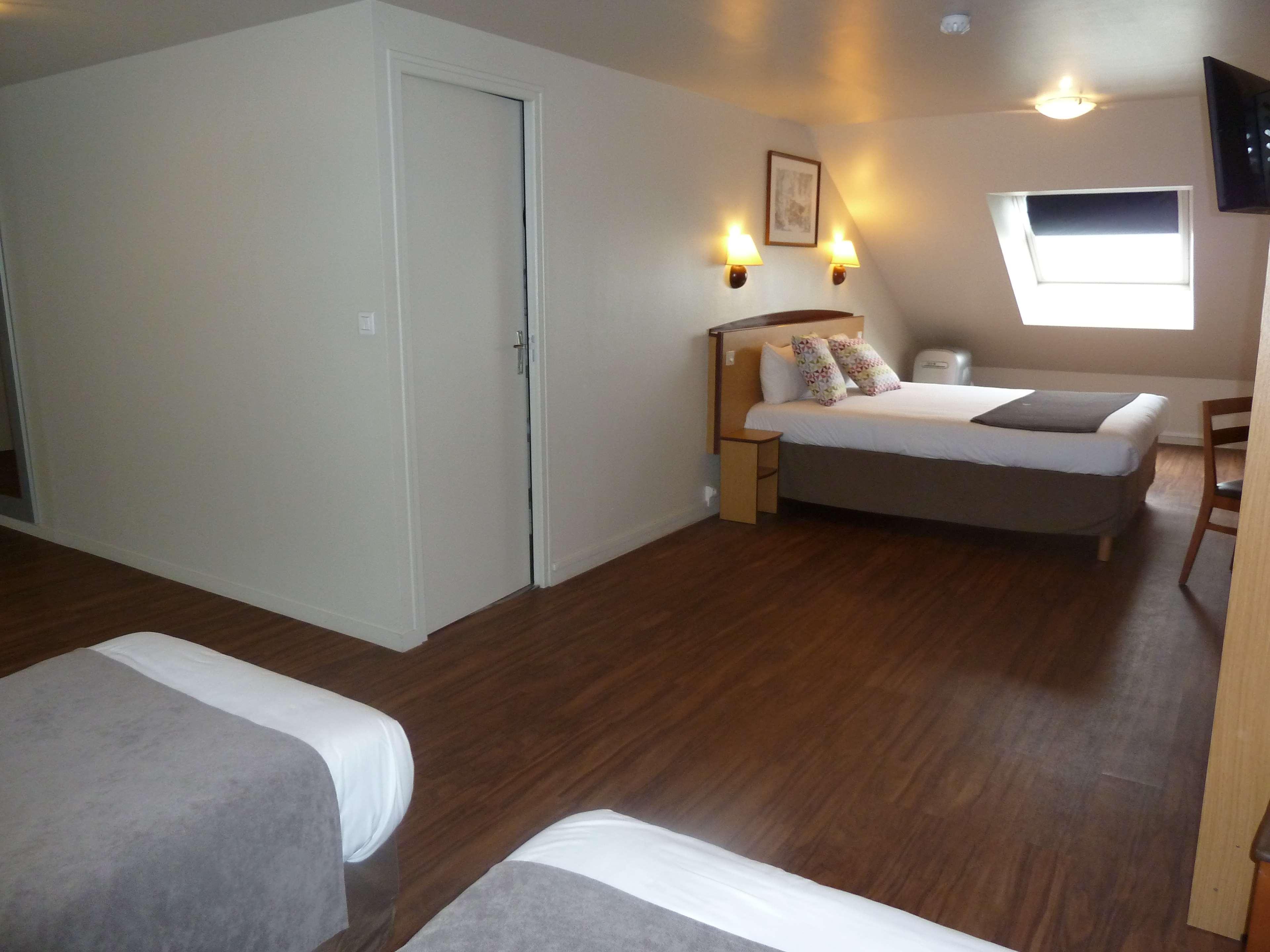 Campanile Le Mans Est Hotel Екстериор снимка