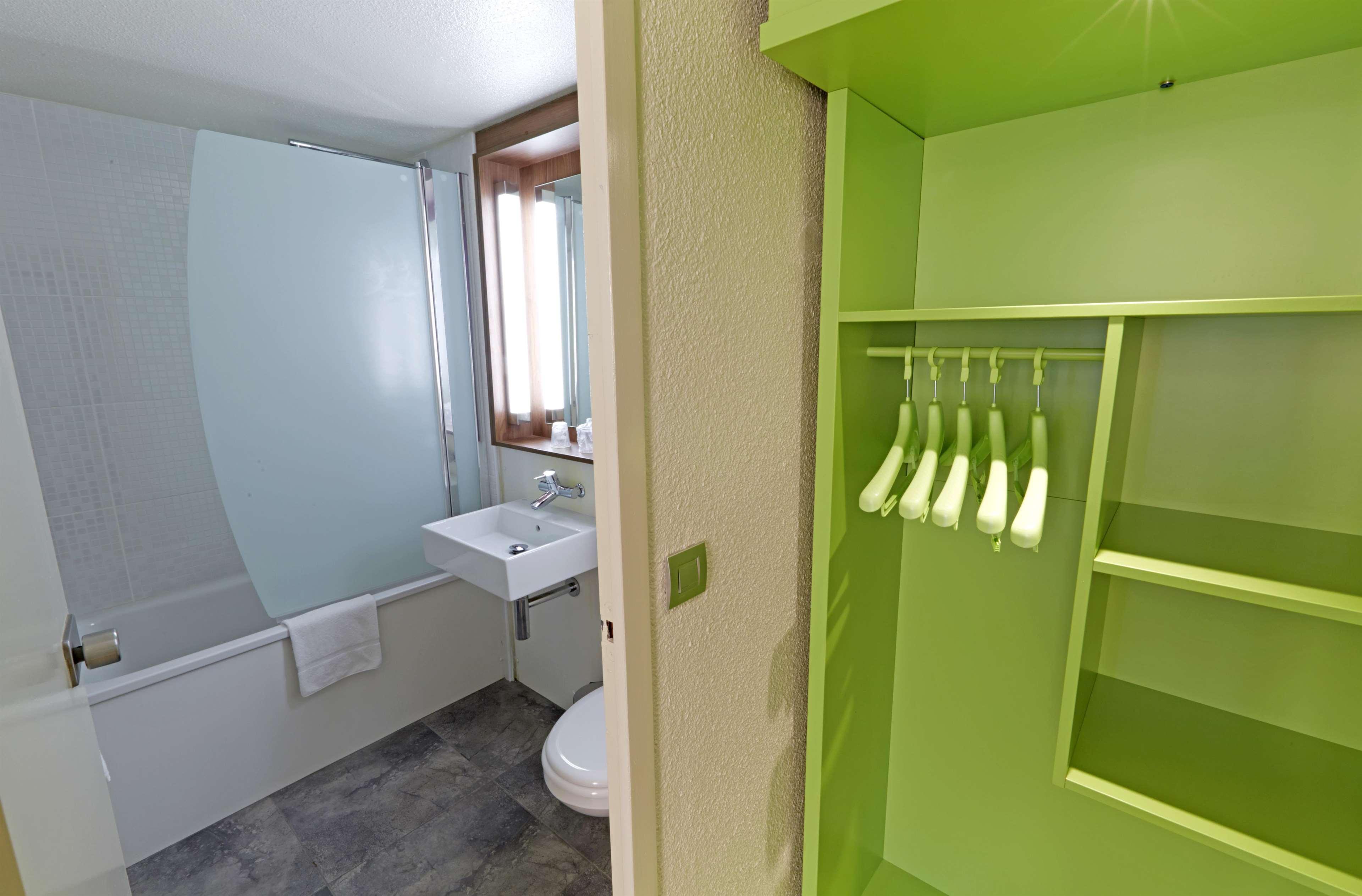 Campanile Le Mans Est Hotel Екстериор снимка