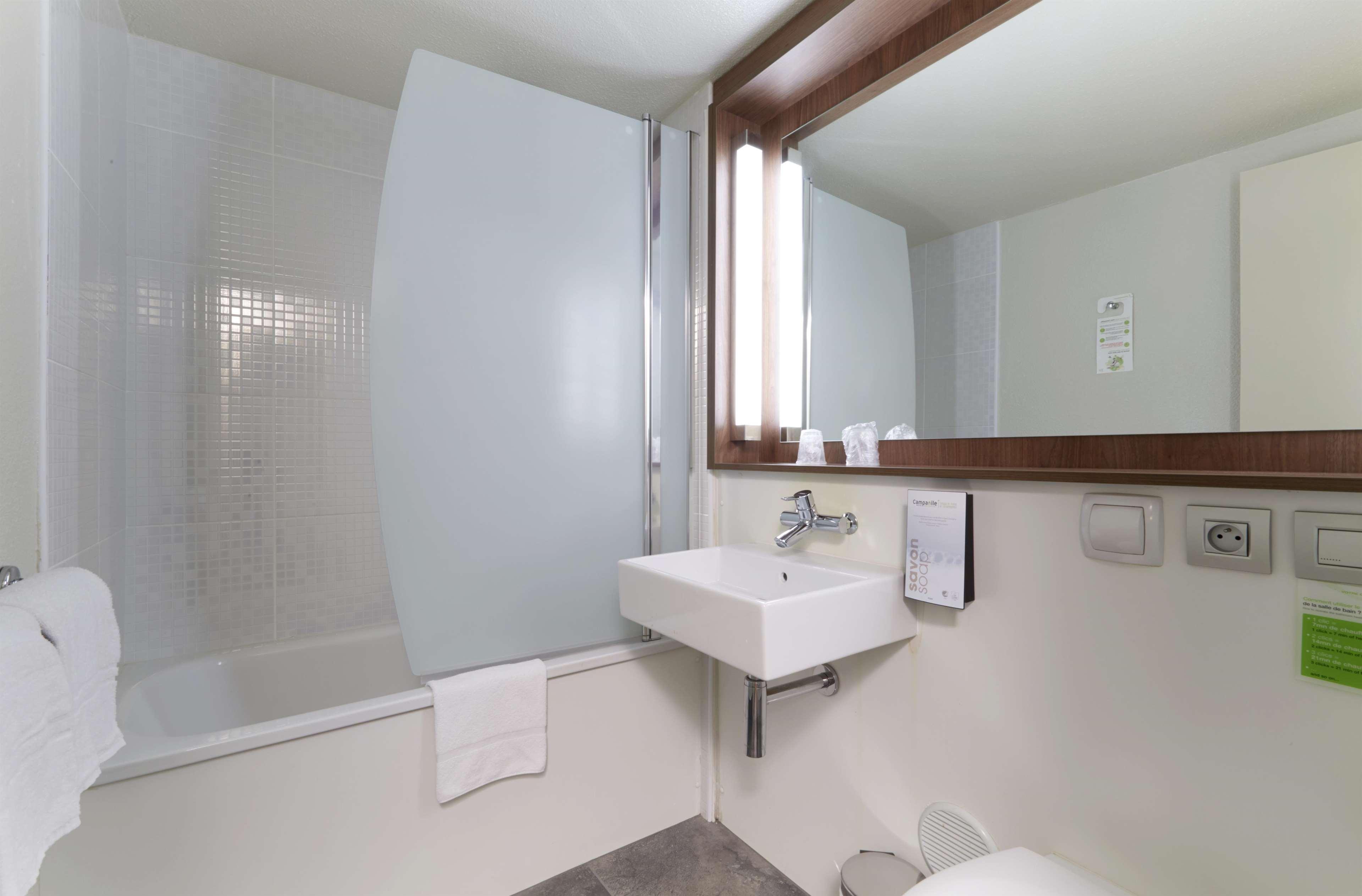 Campanile Le Mans Est Hotel Екстериор снимка