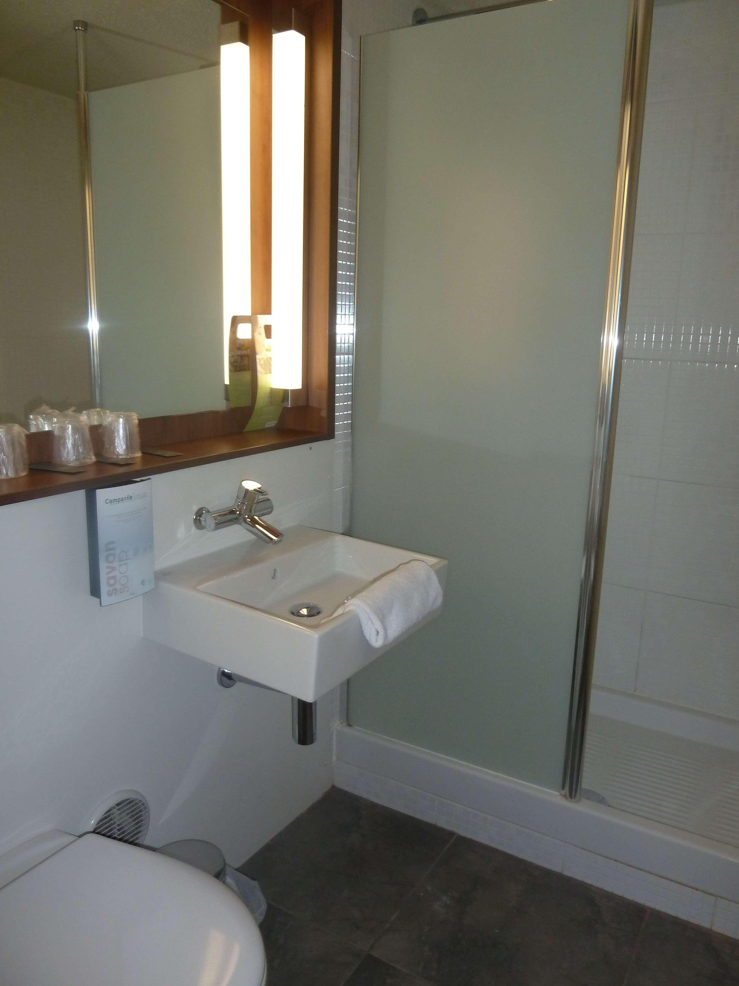 Campanile Le Mans Est Hotel Екстериор снимка