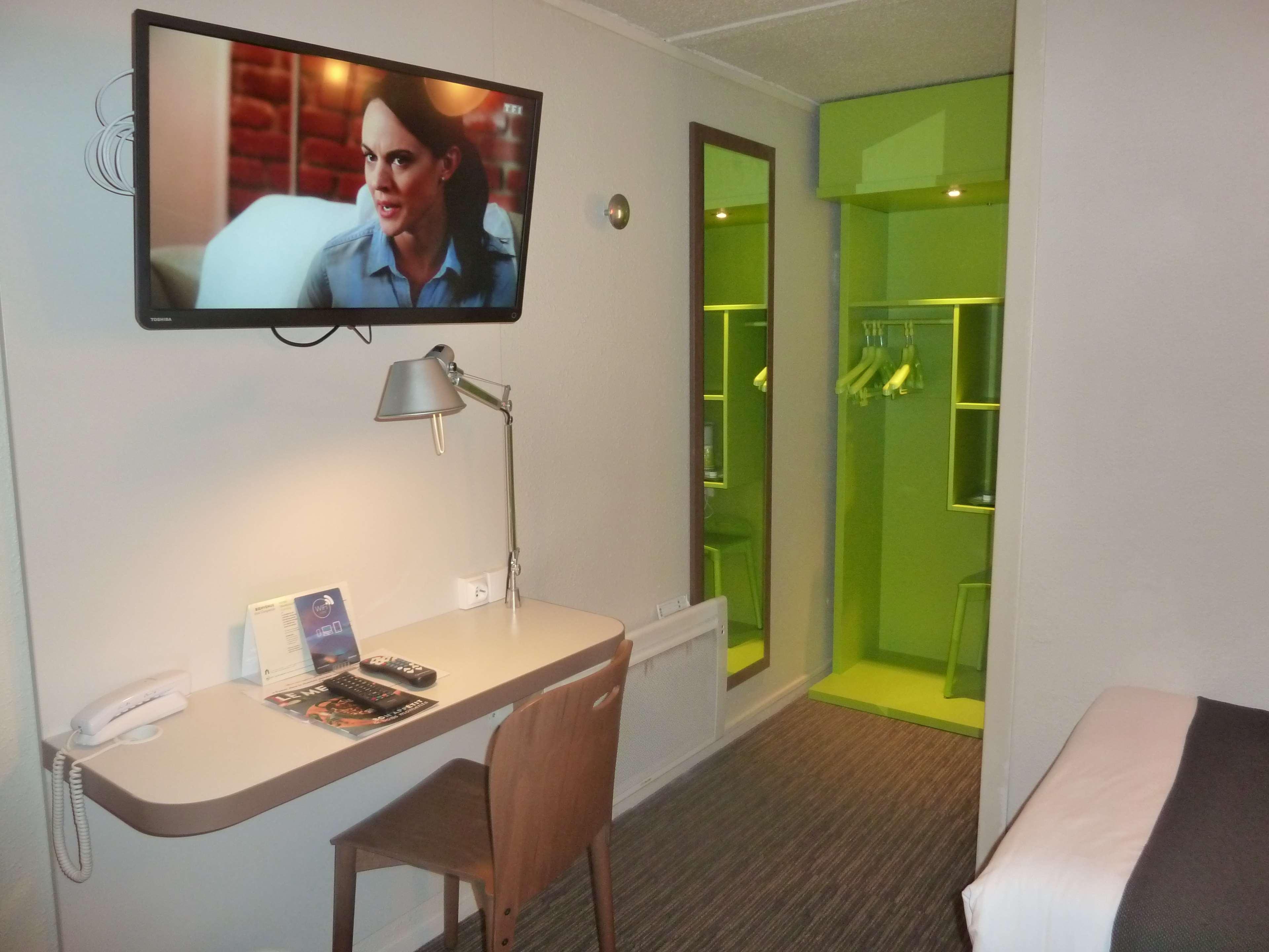 Campanile Le Mans Est Hotel Екстериор снимка